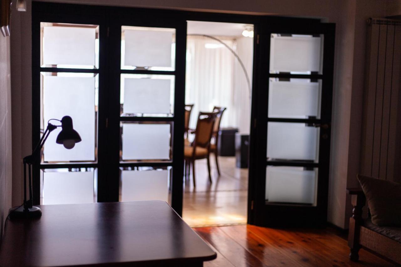 Spacious Apartment In City Centre Yaş Dış mekan fotoğraf